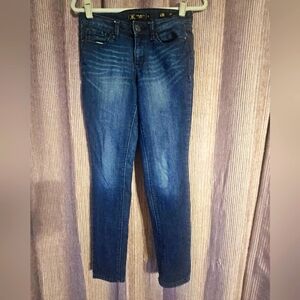 Kardashian Kollection Curvy Skinny Jeans, Size 4